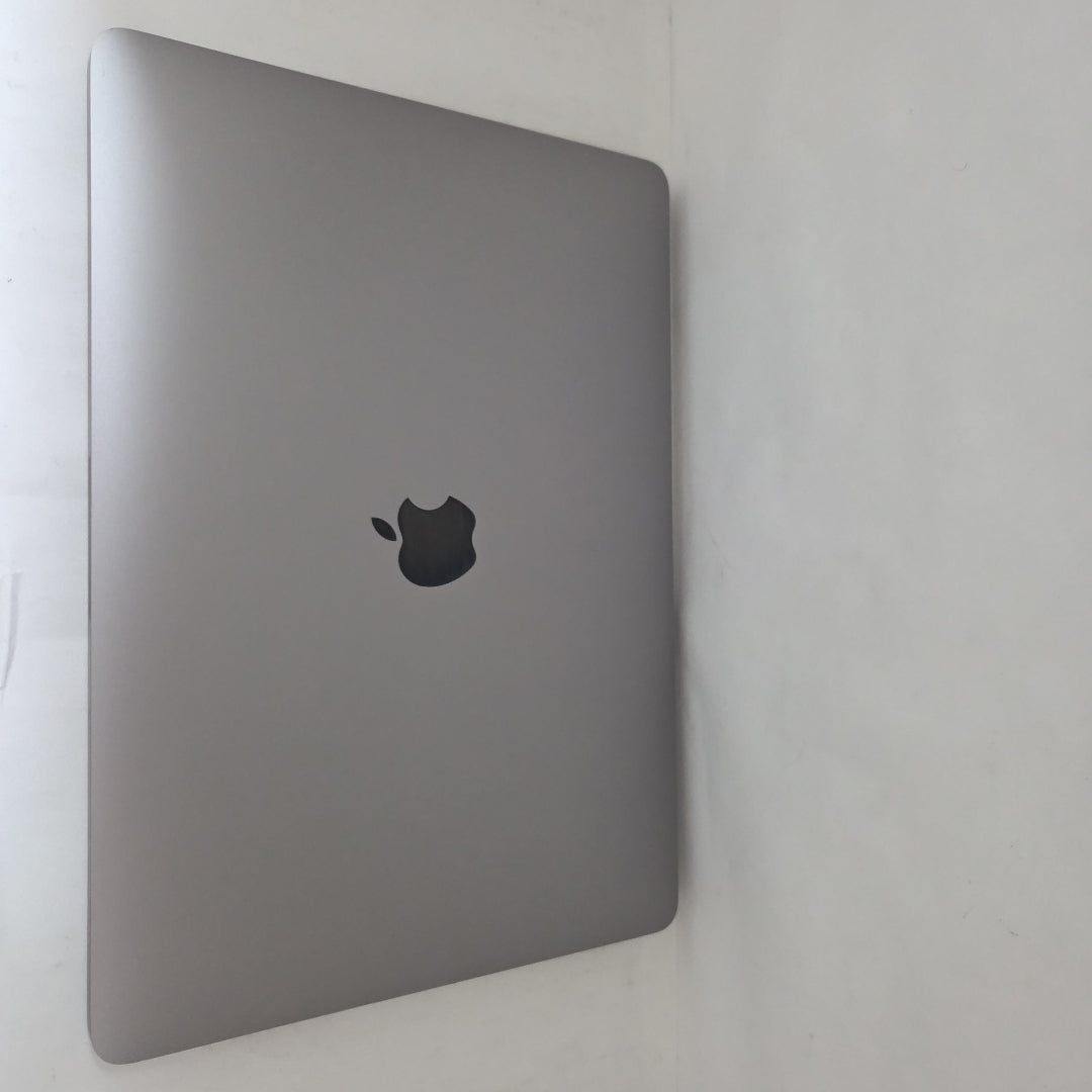 LAPTOP APPLE MACBOOK PRO 13" 2022 3.49 A2338 256 GB SSD 8 GB RAM (SEMINUEVO)