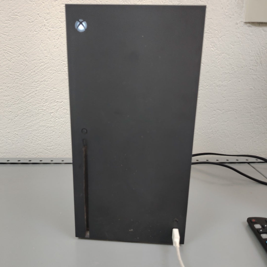 CONSOLA DE VIDEOJUEGO MICROSOFT XBOX SERIES X 1 TB SSD (SEMINUEVO)