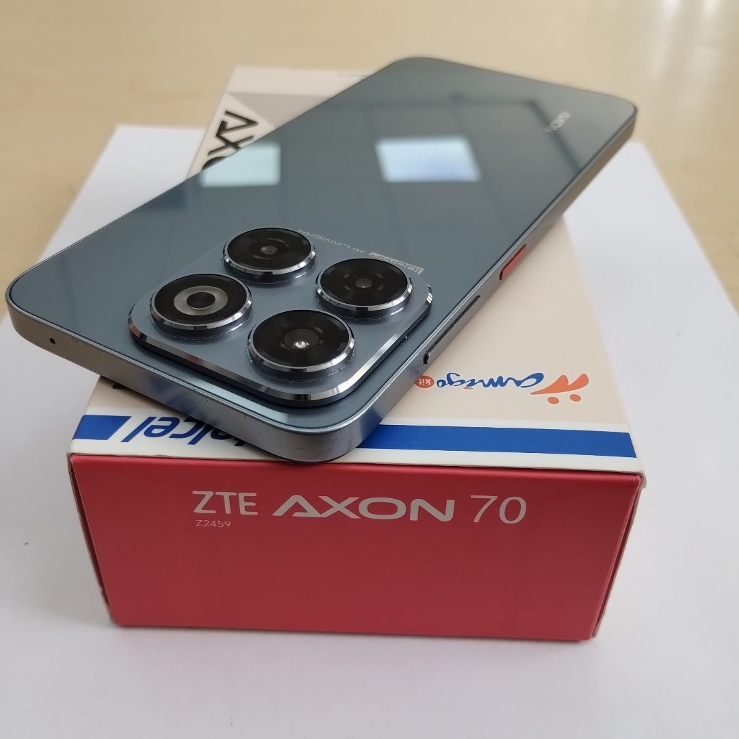 CELULAR ZTE AXON 70 Z2459 256 GB 6 GB RAM (SEMINUEVO)