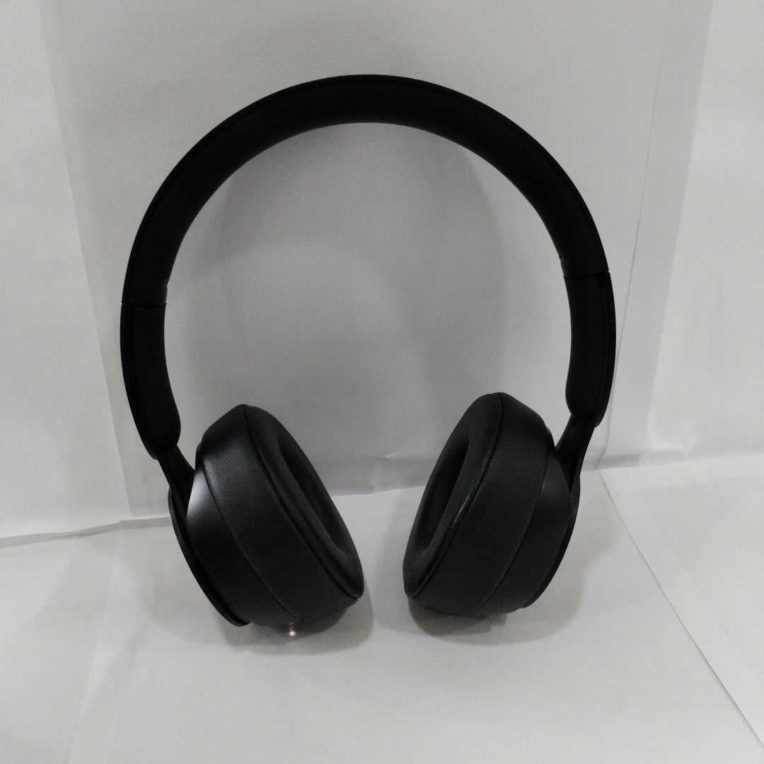 AUDIFONOS BEATS SOLO PRO INALAMBRICO ON EAR (SEMINUEVO)