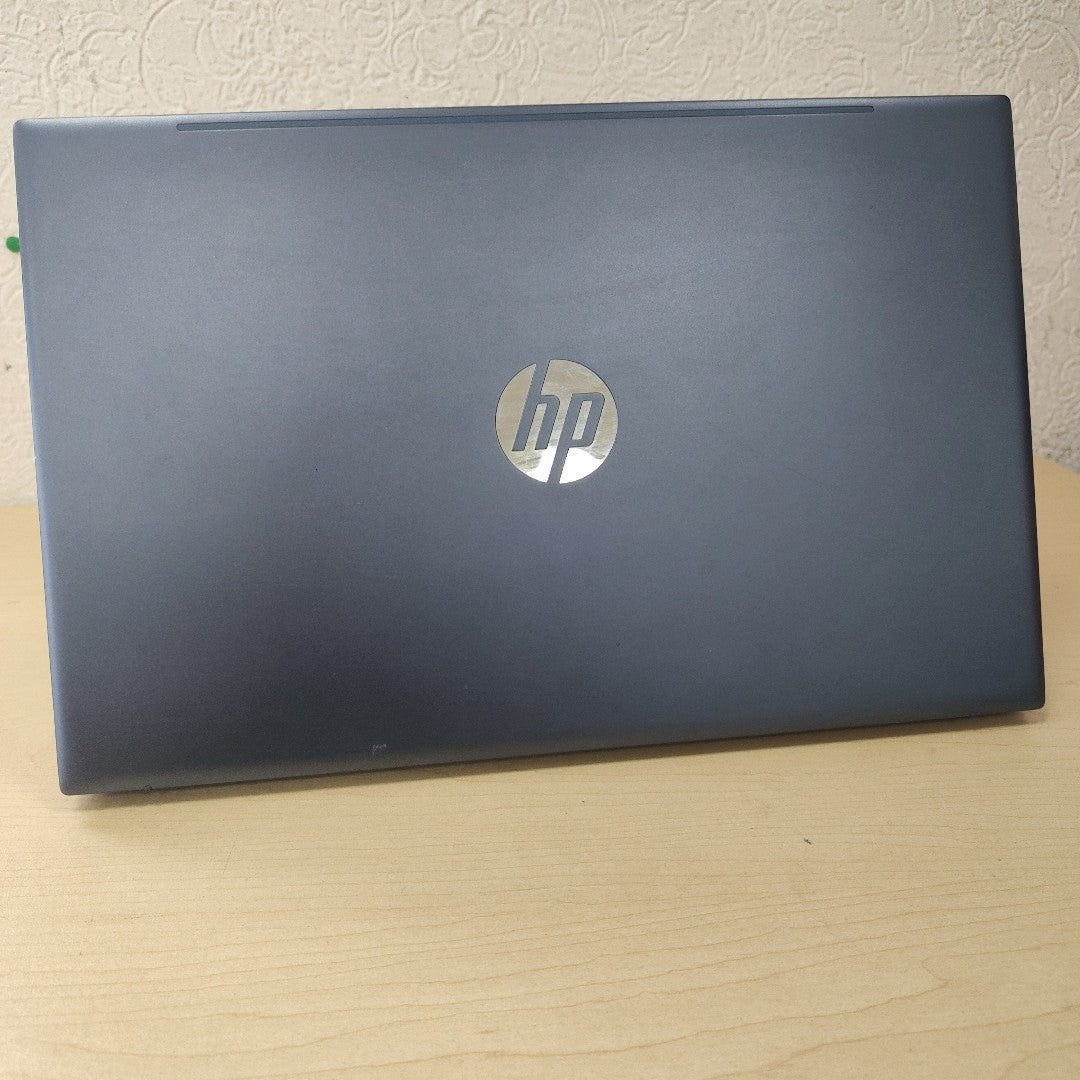 LAPTOP HP PAVILION 15-EH1509LA (2022) 512 GB SSD 8 GB RAM (SEMINUEVO)