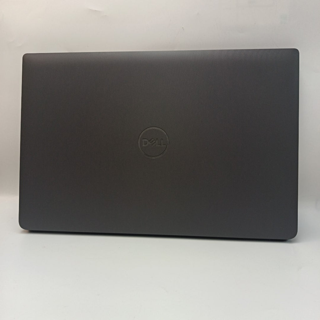 LAPTOP DELL LATITUDE 3540 (2024) 512 GB SSD 16 GB RAM (SEMINUEVO)