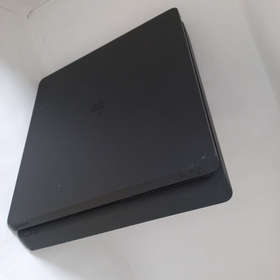 CONSOLA DE VIDEOJUEGO SONY PS4 SLIM 1 TB (SEMINUEVO)