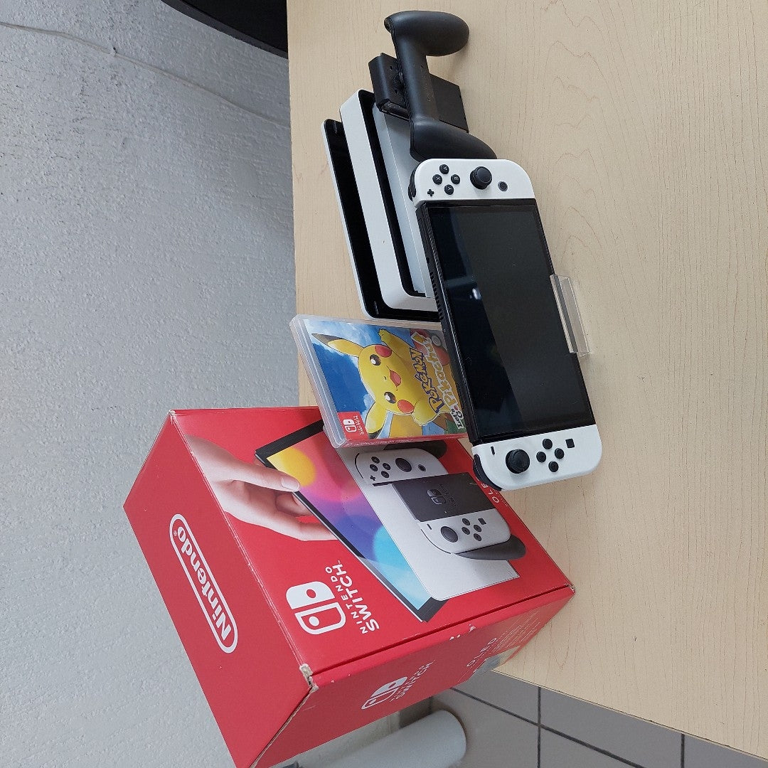 CONSOLA DE VIDEOJUEGO NINTENDO SWITCH OLED 64 GB (SEMINUEVO)