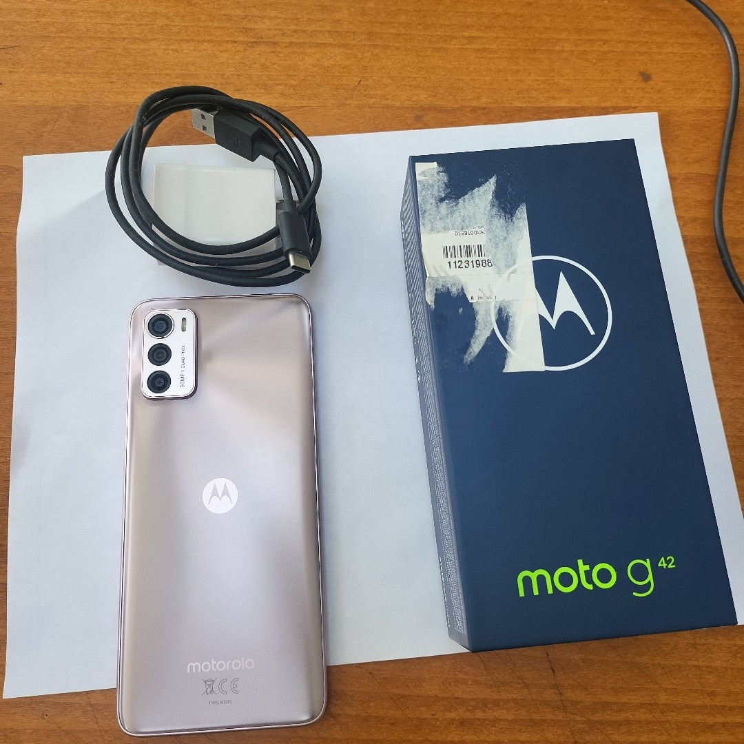CELULAR MOTOROLA MOTO G42 XT2233-1 128 GB 4 GB RAM (SEMINUEVO)