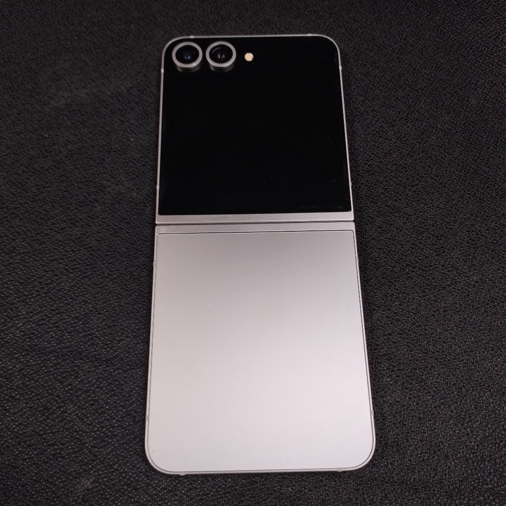 CELULAR SAMSUNG GALAXY Z FLIP6 SM-F741B (2024) 512 GB 12 GB RAM (SEMINUEVO)