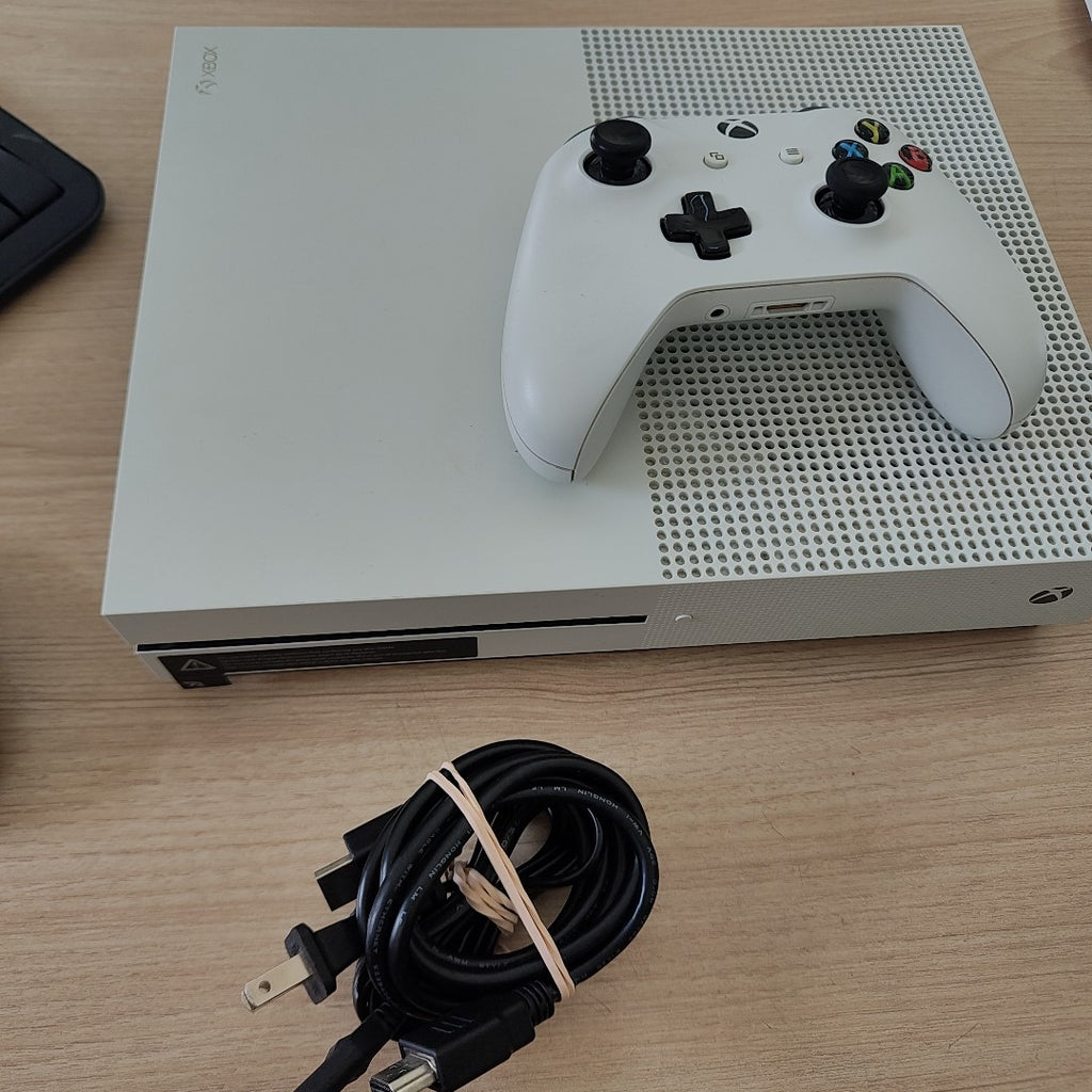 CONSOLA DE VIDEOJUEGO MICROSOFT XBOX ONE S 500 GB  (SEMINUEVO)