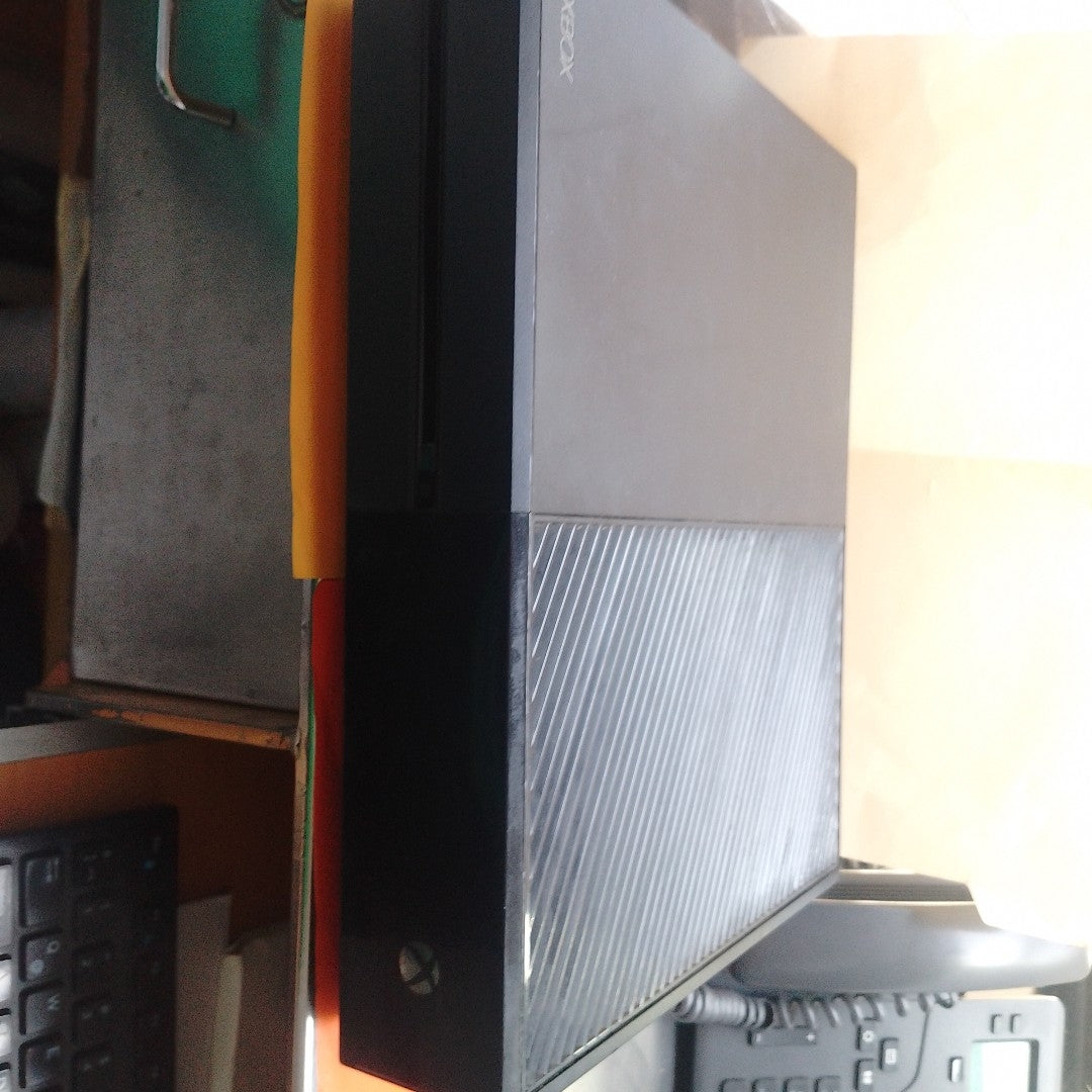 CONSOLA DE VIDEOJUEGO MICROSOFT XBOX ONE 500 GB  (SEMINUEVO)