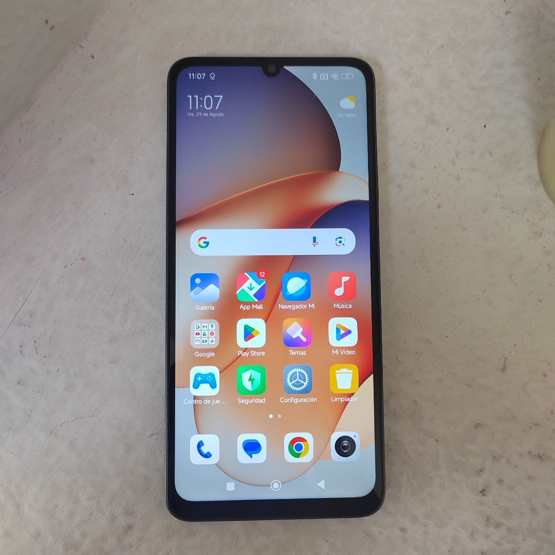 CELULAR XIAOMI REDMI 13C 23100RN82L (2023) 256 GB 8 GB RAM (SEMINUEVO)
