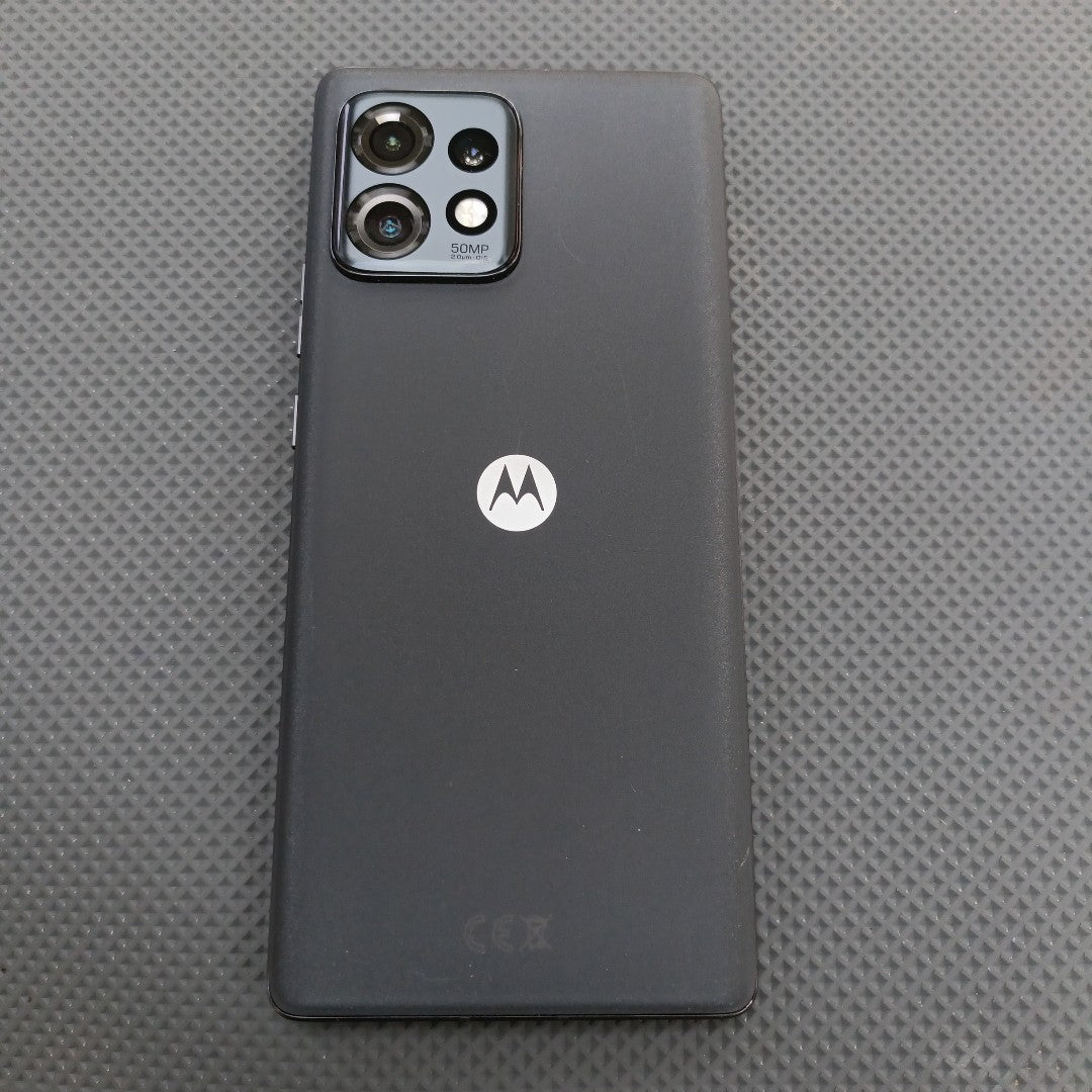 CELULAR MOTOROLA EDGE 40 PRO XT2301-4 256 GB 12 GB RAM (SEMINUEVO)