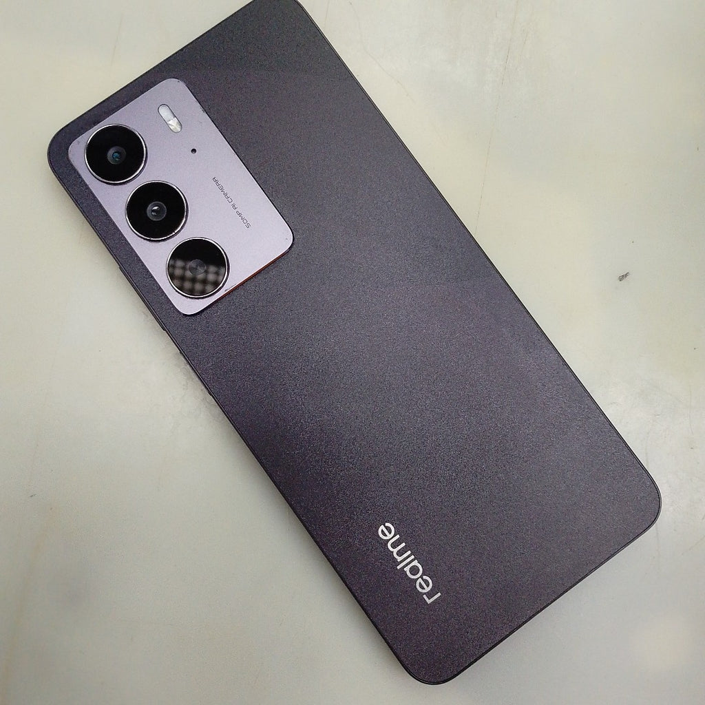 CELULAR REALME C75 RMX3941 (2025) 256 GB 8 GB RAM (SEMINUEVO)