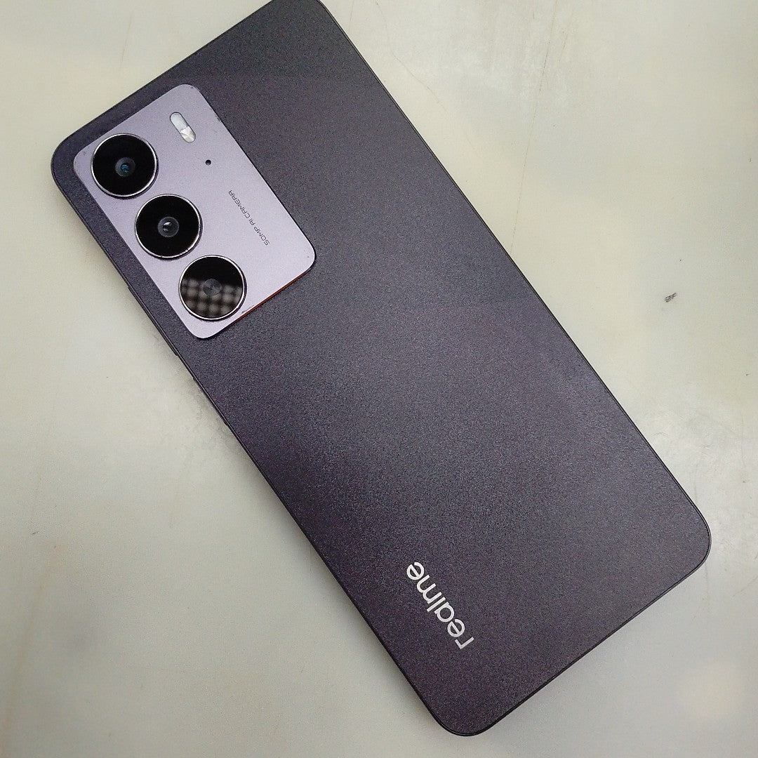 CELULAR REALME C75 RMX3941 (2025) 256 GB 8 GB RAM (SEMINUEVO)