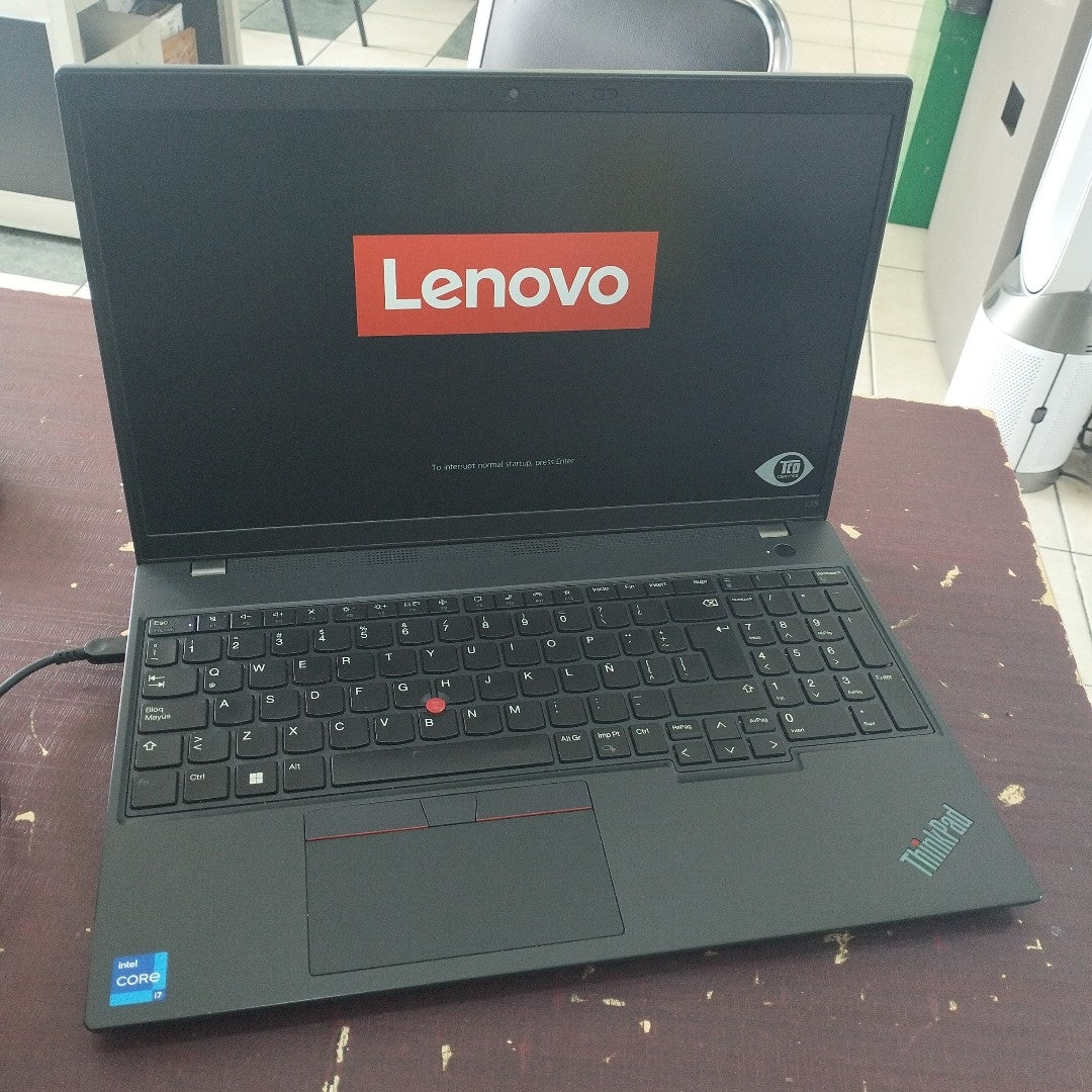 LAPTOP LENOVO THINKPAD L15 GEN 4 (2023) 512 GB SSD 16 GB RAM (SEMINUEVO)