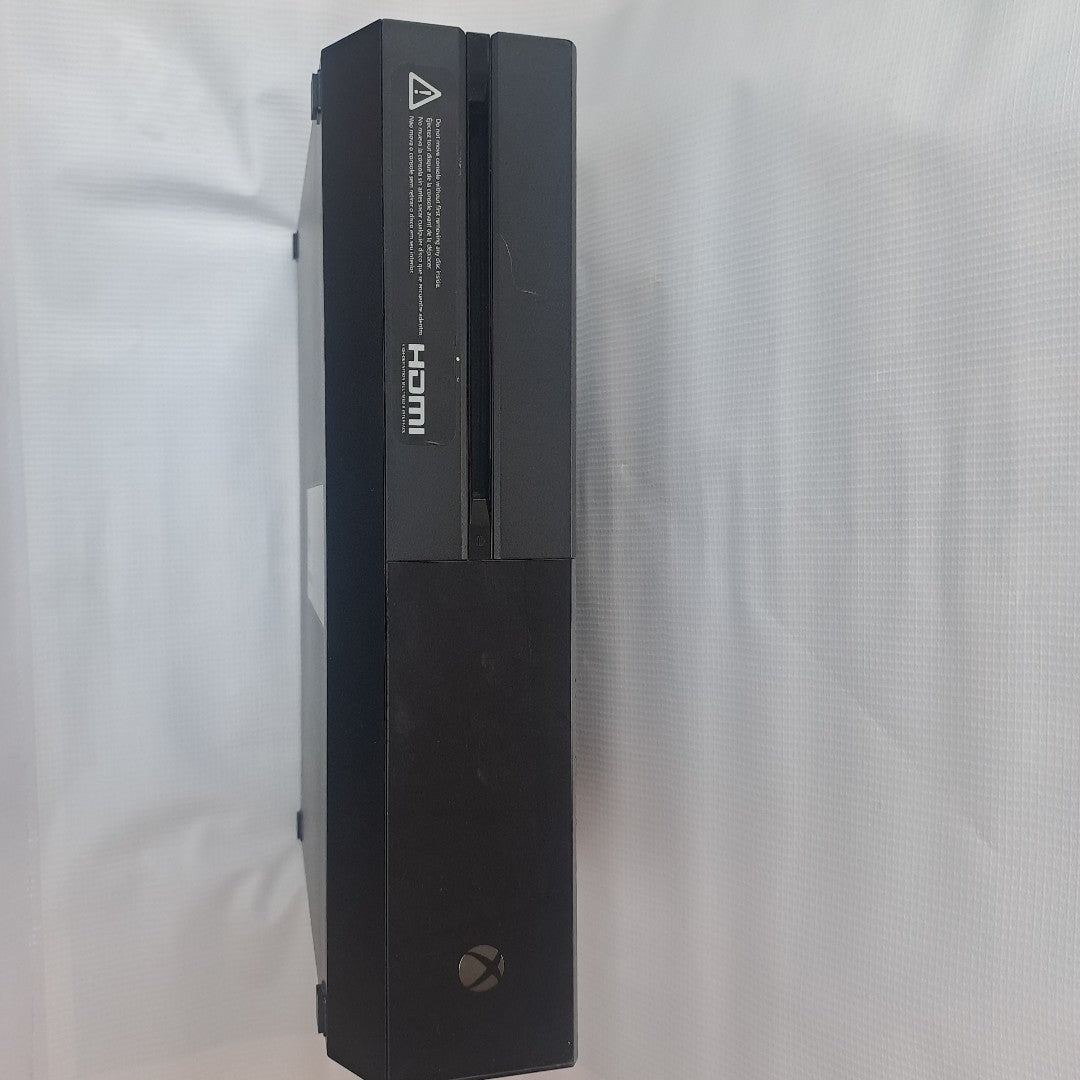 CONSOLA DE VIDEOJUEGO MICROSOFT XBOX ONE 1 TB (SEMINUEVO)