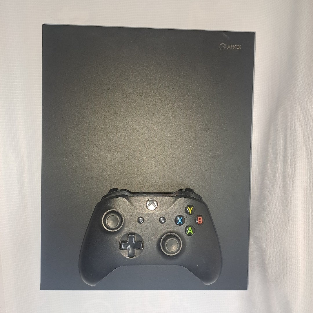CONSOLA DE VIDEOJUEGO MICROSOFT XBOX ONE X 1 TB (SEMINUEVO)