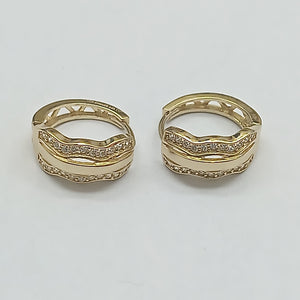 HUGGIES ORO 14K 2.5 (NUEVO)