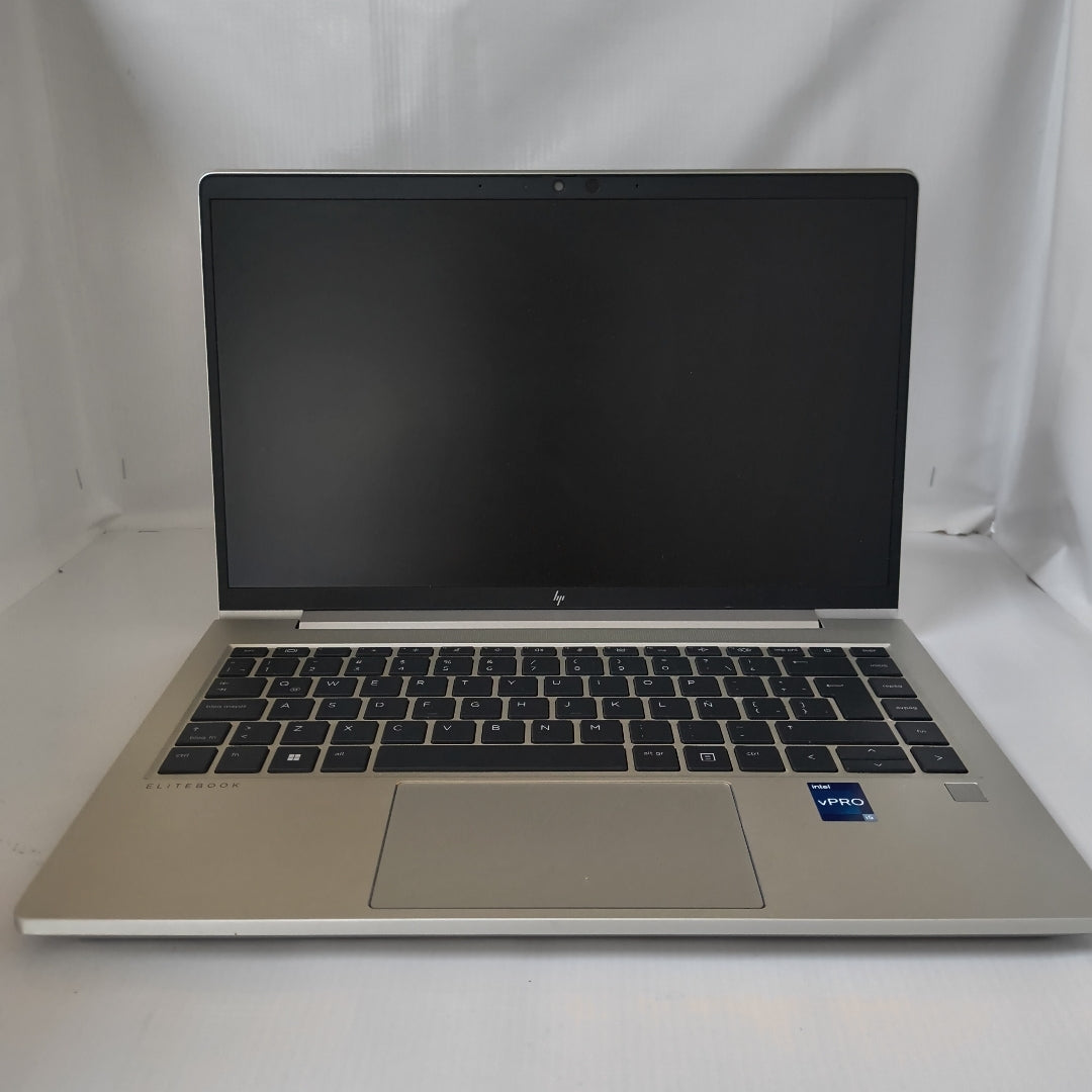 LAPTOP HP ELITEBOOK 640 G9 (2023) 512 GB SSD 16 GB RAM (SEMINUEVO)