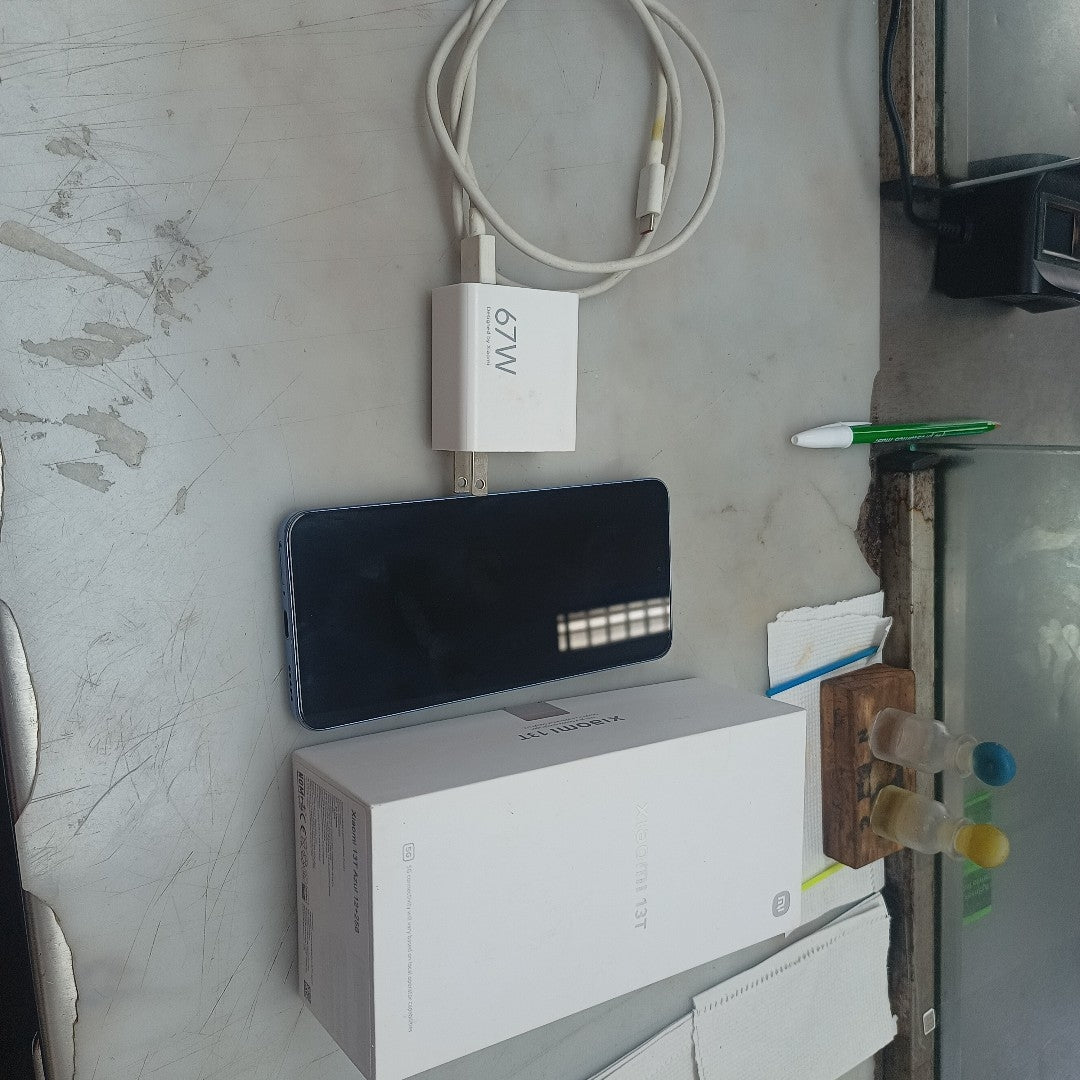 CELULAR XIAOMI 13T 2306EPN60G (2023) 256 GB 12 GB RAM (SEMINUEVO)