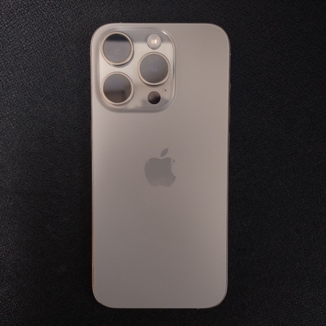 CELULAR APPLE IPHONE 15 PRO A3101 128 GB 8 GB RAM (SEMINUEVO)
