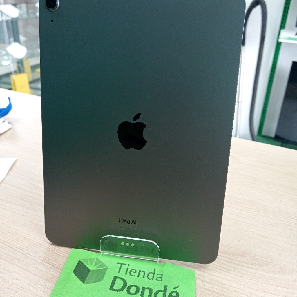TABLETA APPLE IPAD AIR 5 A2588 256 GB 8 GB RAM (SEMINUEVO)