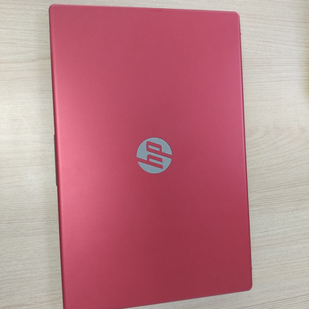 LAPTOP HP 15-FD0083WM (2024) 128 GB SSD 4 GB RAM (SEMINUEVO)