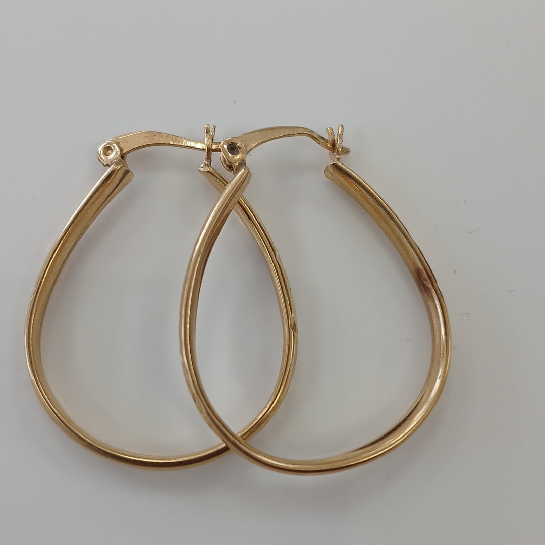ARRACADAS PAR. ORO. 10 K 3.9 GRMS (SEMINUEVO)