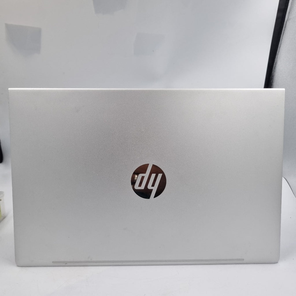 LAPTOP HP PROBOOK 440 G8 (2022) 256 GB SSD 8 GB RAM (SEMINUEVO)