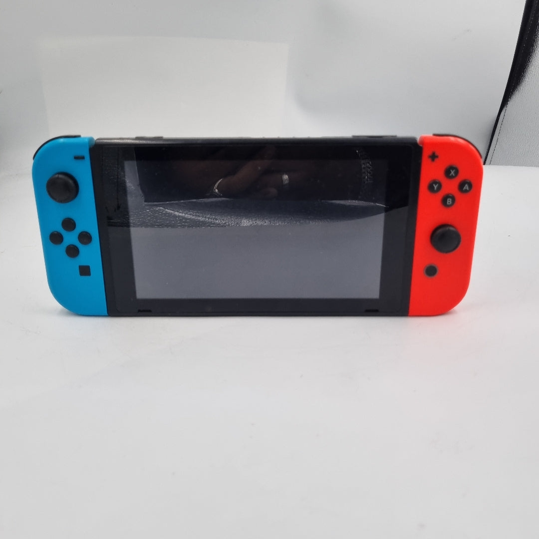 CONSOLA DE VIDEOJUEGO NINTENDO SWITCH 1.1 32 GB (SEMINUEVO)