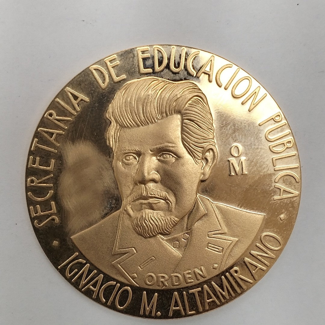 MEDALLA CONMEMORATIVA ORO 21 K 41,80 GRMS (SEMINUEVO)