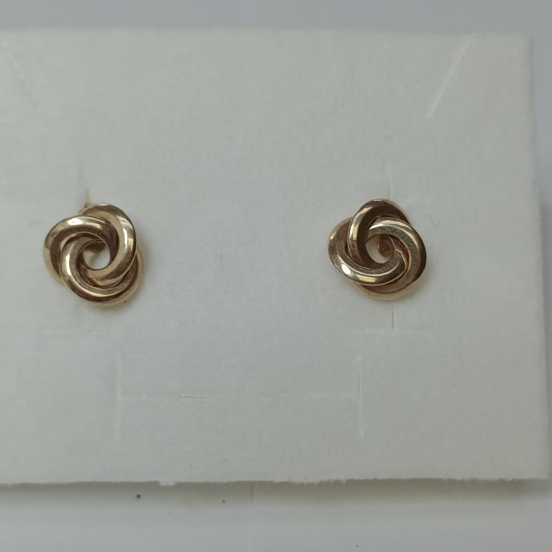 BROQUELES PAR. ORO. 8 K 2 GRMS (SEMINUEVO)
