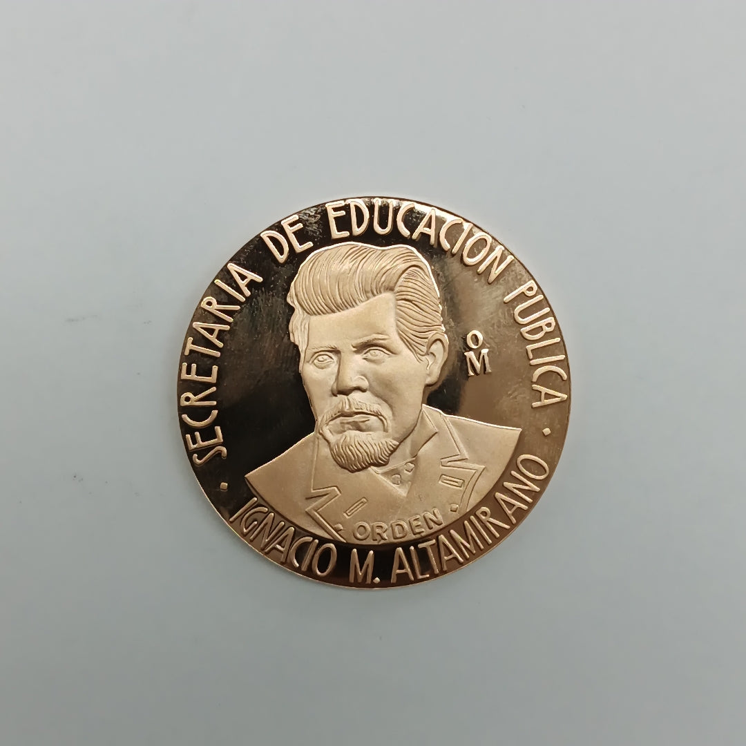 MEDALLA CONMEMORATIVA ORO 21 K 42,20 GRMS (SEMINUEVO)
