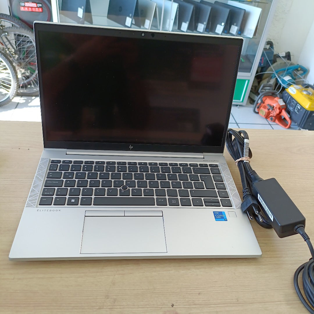 LAPTOP HP ELITEBOOK 840 G8 (2023) 256 GB SSD 16 GB RAM