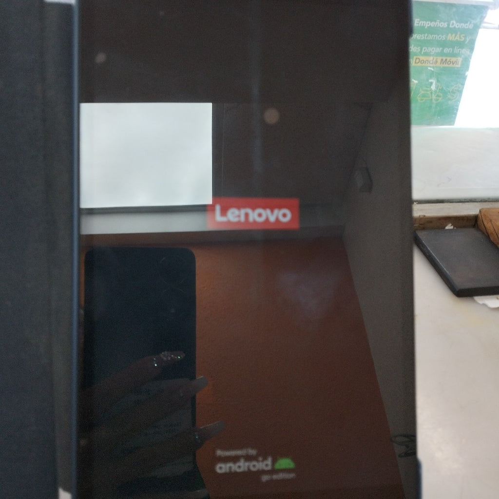 TABLETA LENOVO TAB M8 TB300FU (2023) 32 GB 3 GB RAM (SEMINUEVO)
