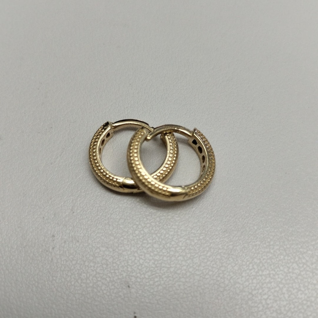 HUGGIES ORO 14K 2.4 (NUEVO)