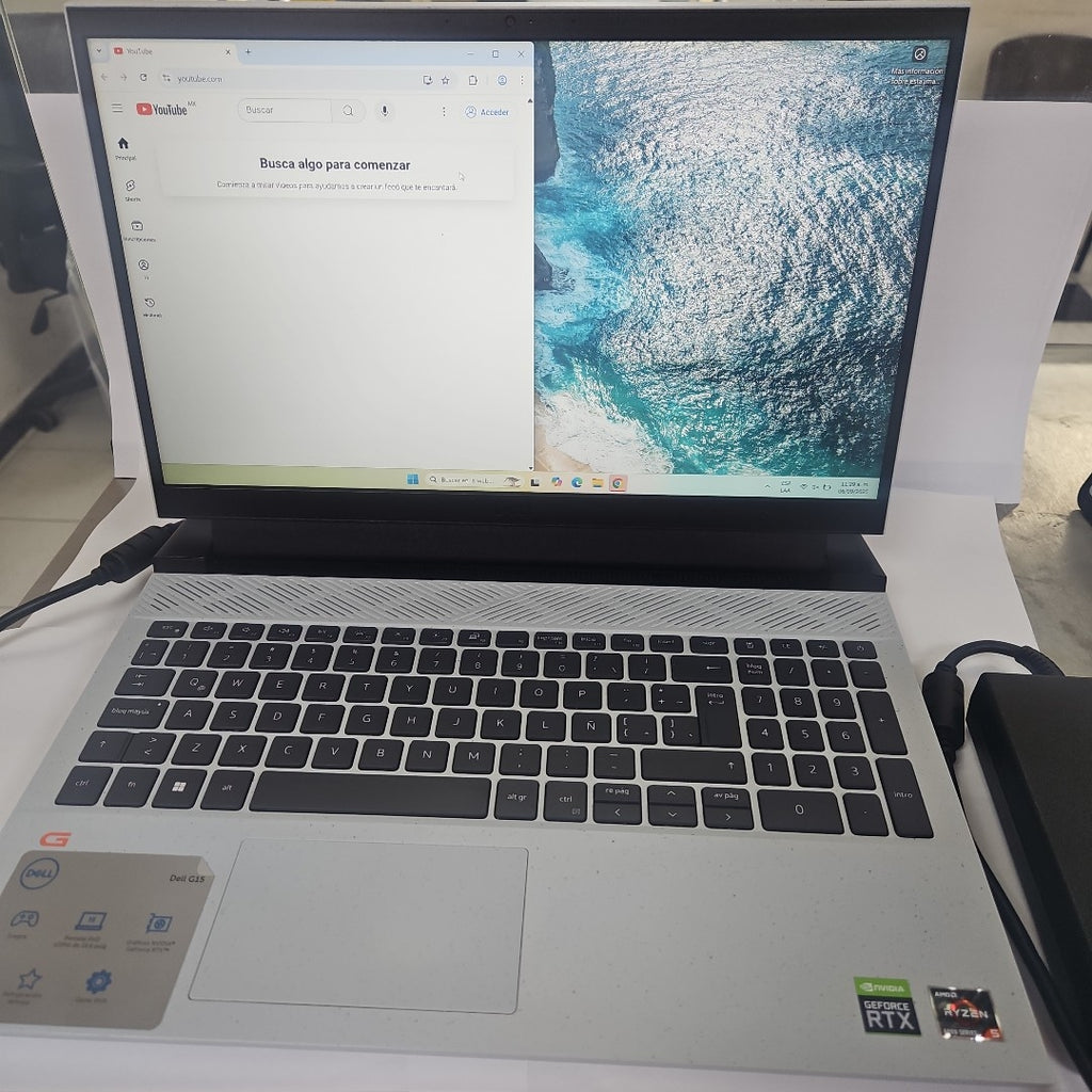 LAPTOP DELL G15 5525 (2023) 512 GB SSD 8 GB RAM (SEMINUEVO)