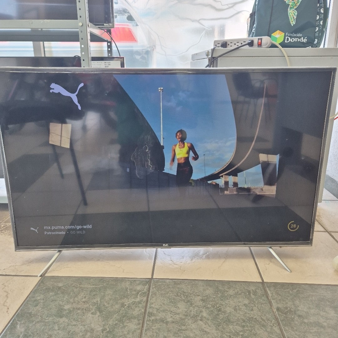 PANTALLA EVL 43EVLS4 43" LED 4K (SEMINUEVO)