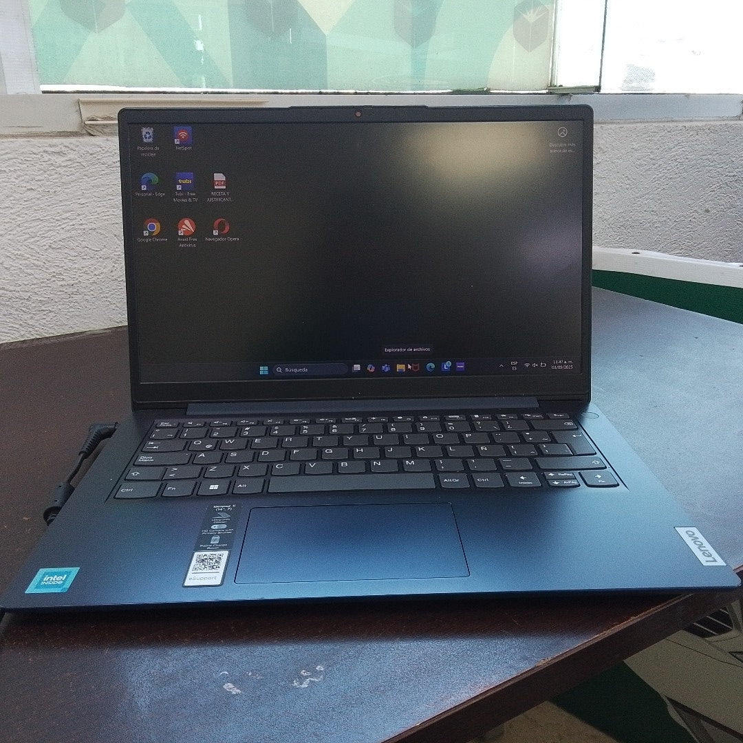 LAPTOP LENOVO IDEAPAD 1 14IJL7 (2022) 256 GB SSD 8 GB RAM (SEMINUEVO)