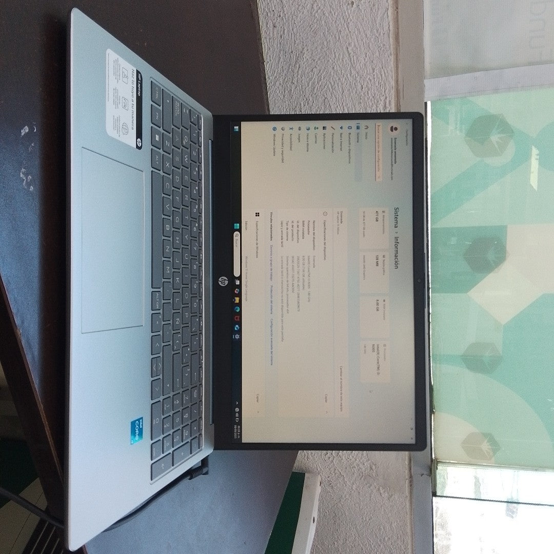 LAPTOP HP 15-FD0000LA (2024) 512 GB SSD 8 GB RAM (SEMINUEVO)