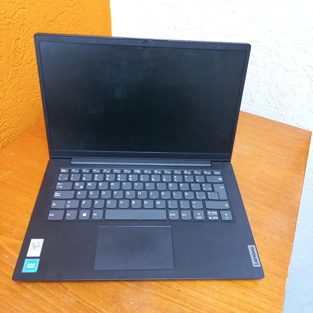 LAPTOP LENOVO V14 G2 IJL (2023) 256 GB SSD 4 GB RAM (SEMINUEVO)