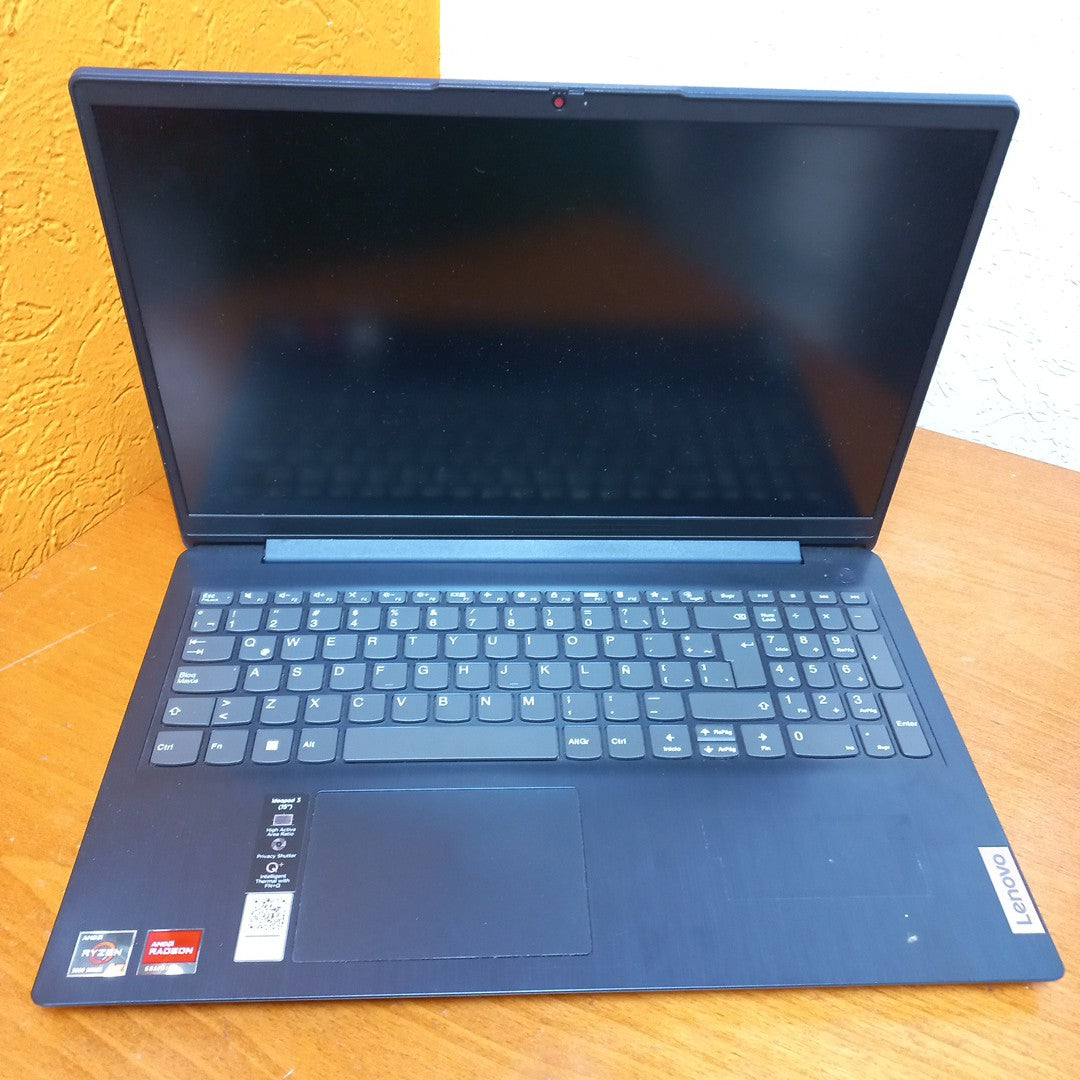 LAPTOP LENOVO IDEAPAD 3 15ALC6 (2023) 512 GB SSD 12 GB RAM (SEMINUEVO)