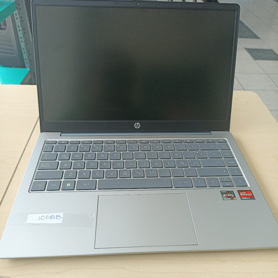 LAPTOP HP 14-EM0002LA (2023) 512 GB SSD 8 GB RAM (SEMINUEVO)