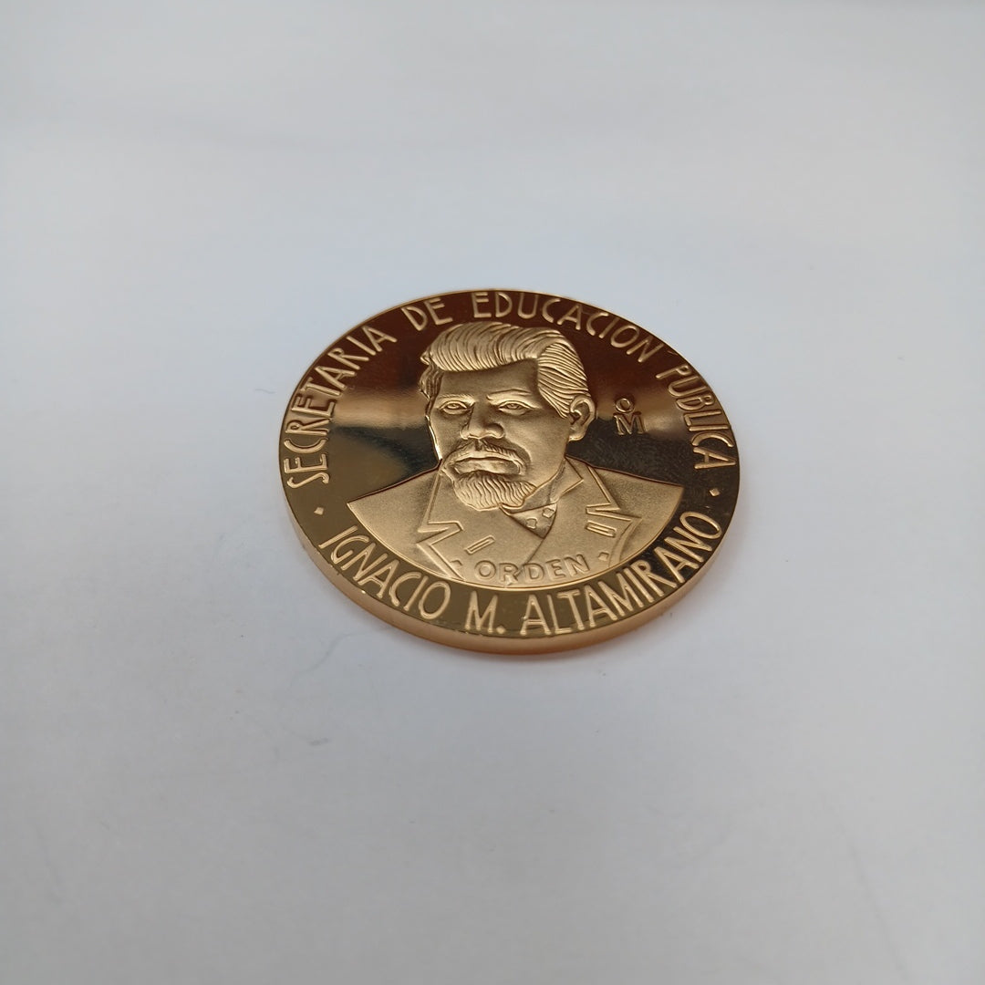 MEDALLA CONMEMORATIVA ORO 21 K 41,90 GRMS (SEMINUEVO)