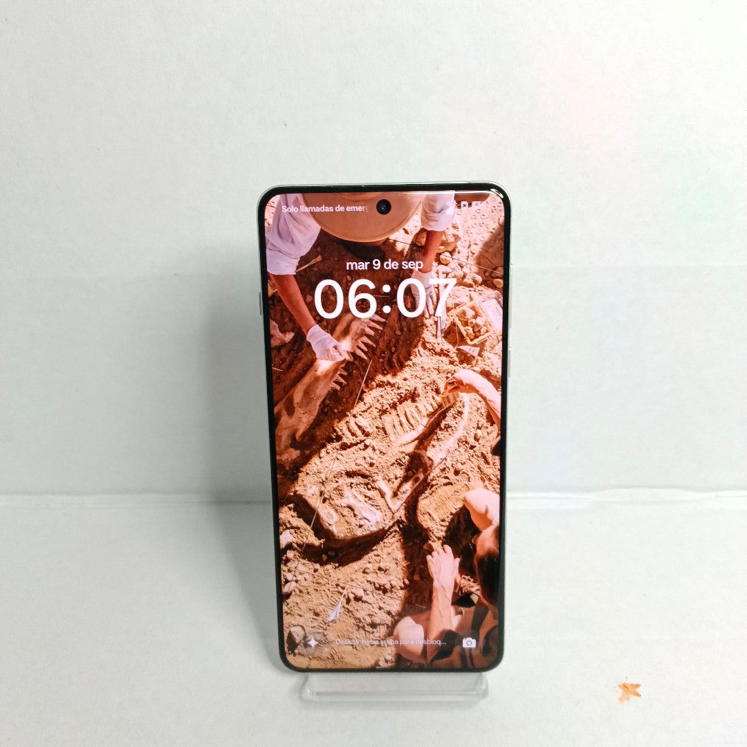 CELULAR OPPO  FIND X8 PRO CPH2659 512 GB 16 GB RAM (SEMINUEVO)
