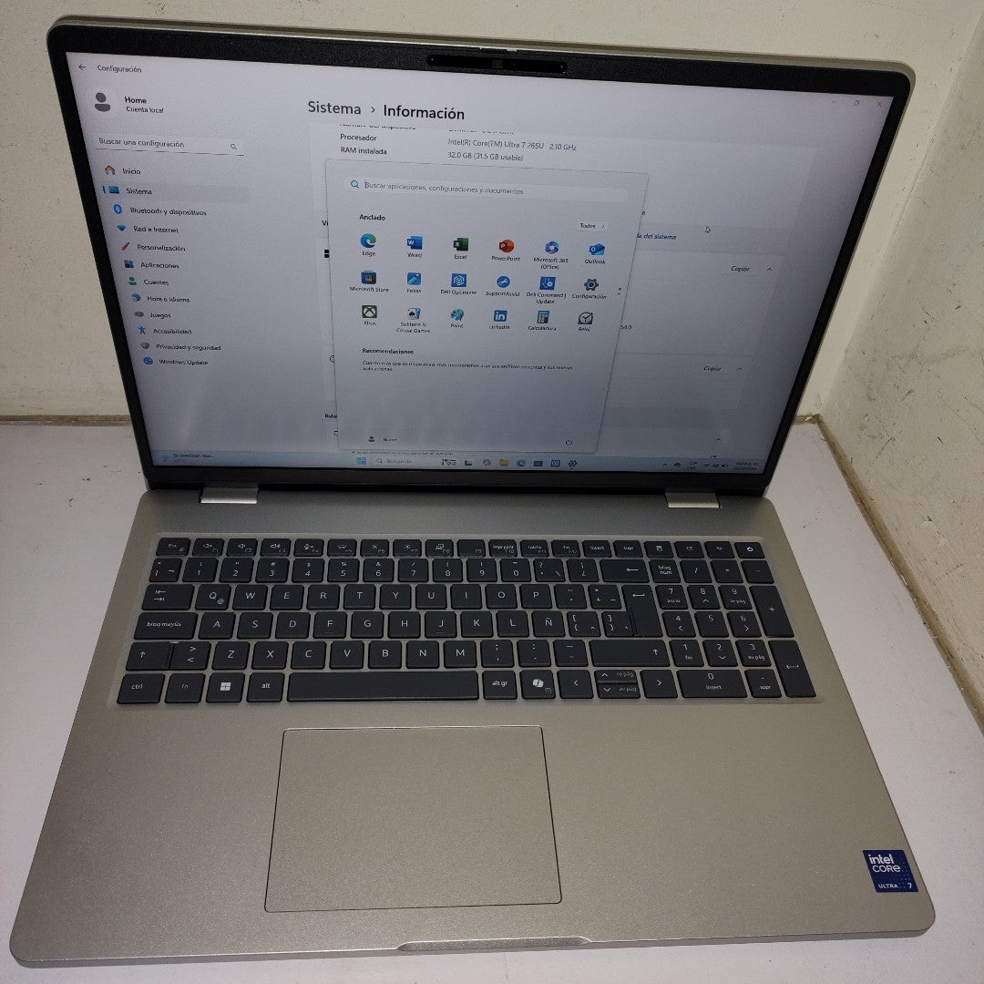 LAPTOP DELL PRO 16 (2025) 512 GB SSD 32 GB RAM (SEMINUEVO)