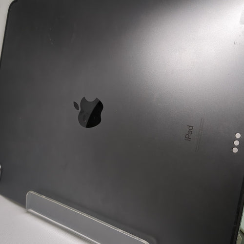 TABLETA APPLE IPAD PRO 4 12.9" A2069 128 GB 6 GB RAM (SEMINUEVO)