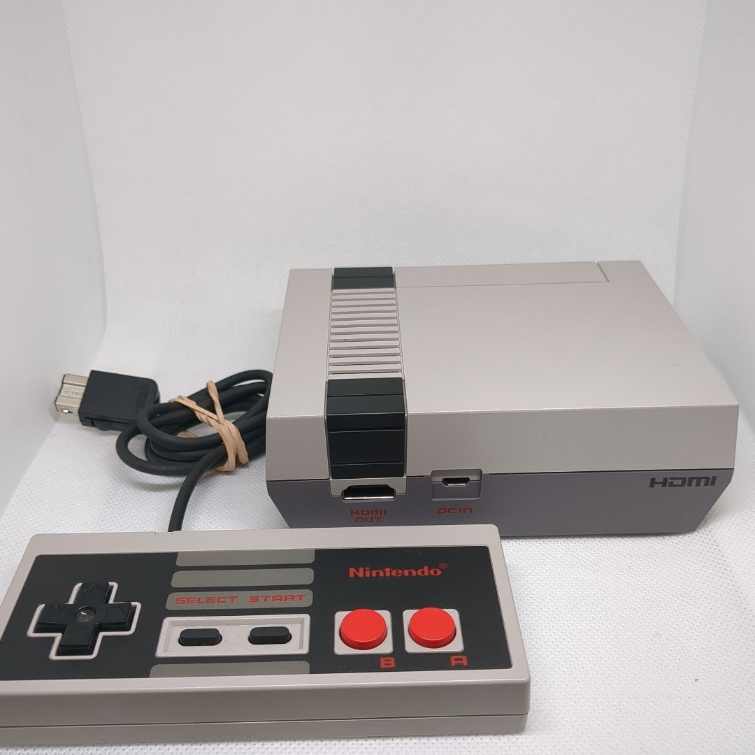 CONSOLA DE VIDEOJUEGO NINTENDO SUPER NES CLASSIC MINI 21 JUEGOS PRECARGADOS (SEMINUEVO)