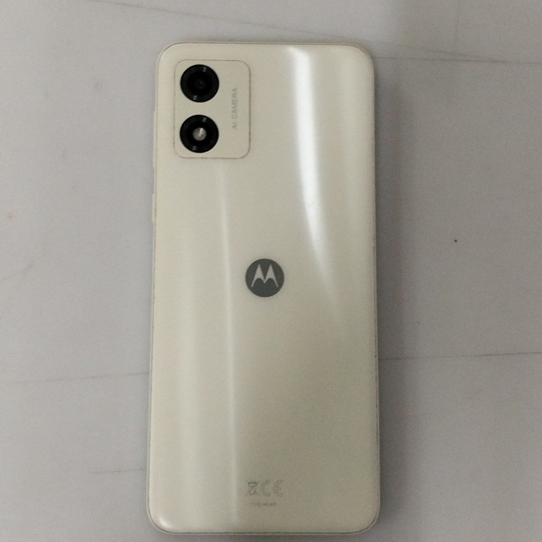 CELULAR MOTOROLA MOTO E13 XT2345-2 64 GB 2 GB RAM (SEMINUEVO)