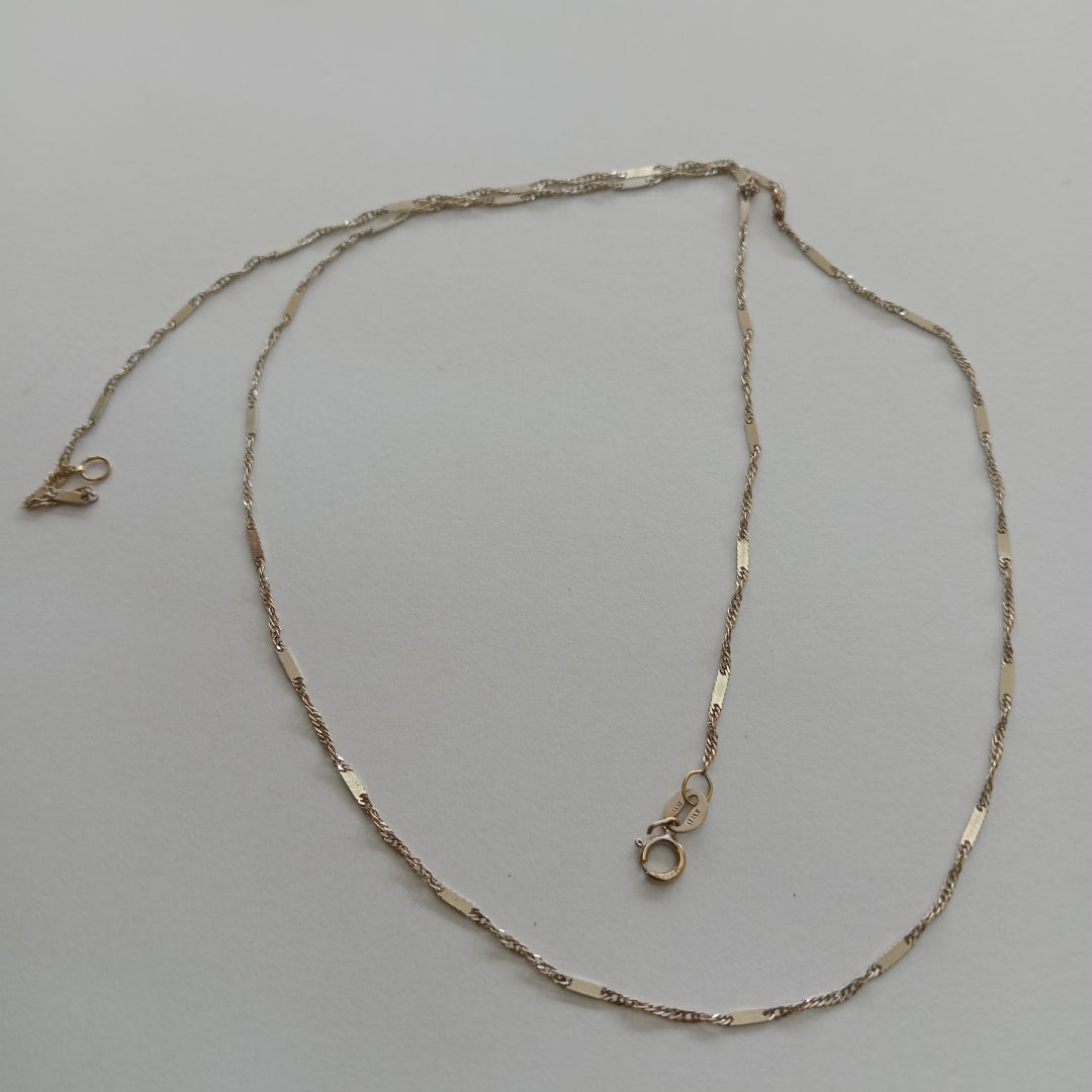 CADENA. ORO BLANCO. 14 K 2.1 GRMS (SEMINUEVO)