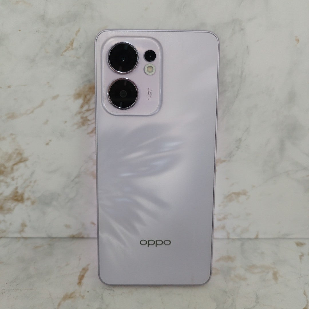 CELULAR OPPO  RENO 13F 5G CPH2699 (2025) 256 GB 12 GB RAM (SEMINUEVO)