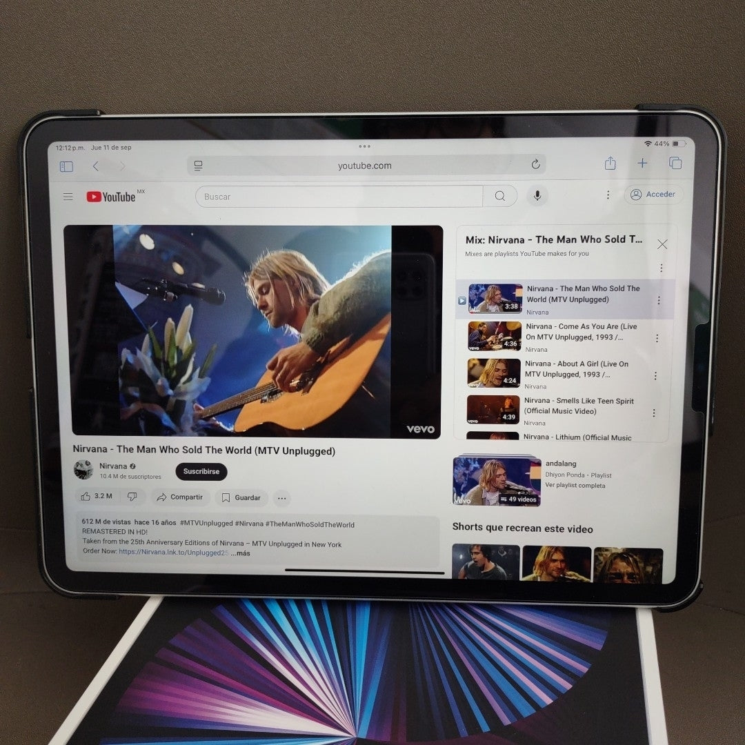 TABLETA APPLE IPAD PRO 3 11" A2377 256 GB 8 GB RAM